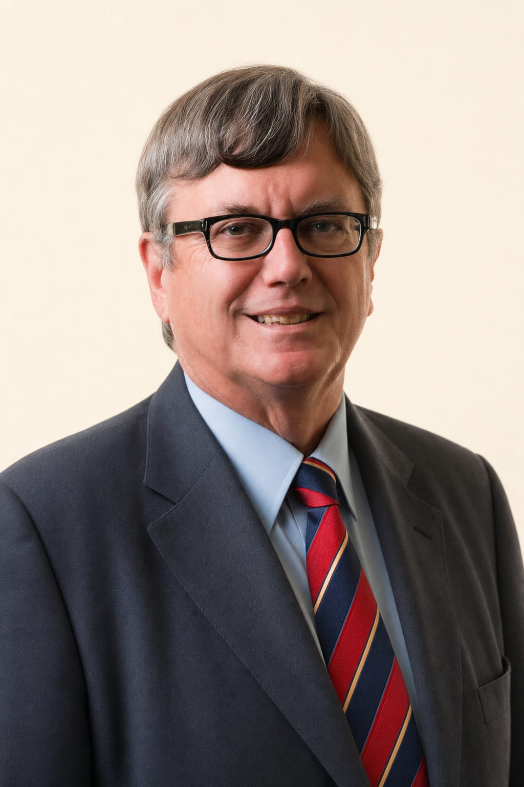 Portrait of Cllr Charles Smith